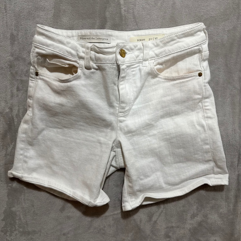 Pilcro and the Letterpress‎ Script White Denim Shorts Womens Sz 27 Anthropologie
